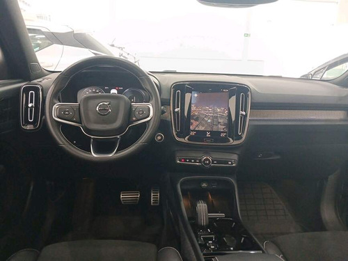 Volvo XC40 1.5 T5 RECHARGE R-DESIGN GEARTRONIC