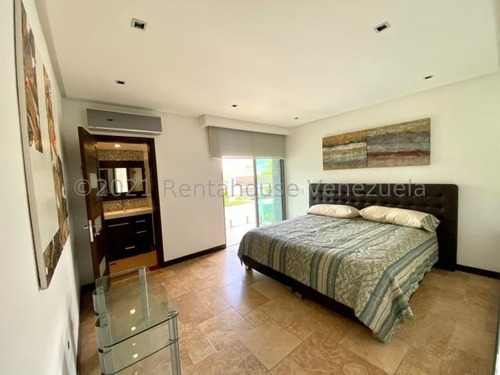 Imagen 17 de 30 de Rah Código 22-8033: Casa En Venta En Lomas Del Mirador 04242942992