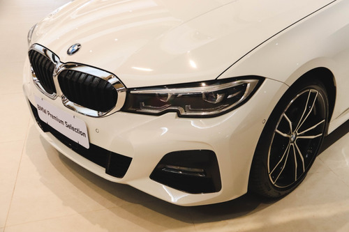 Imagem 2 de 12 de Bmw 320 I M Sport