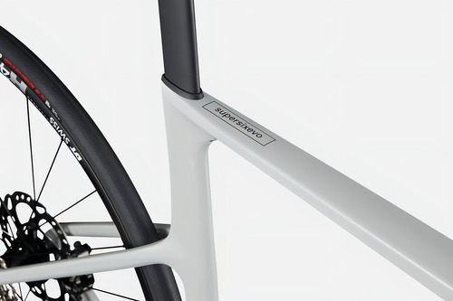 Bicicleta Cannondale Supersix Evo 105 Di2 Carbon 3 2024 Cor Branco