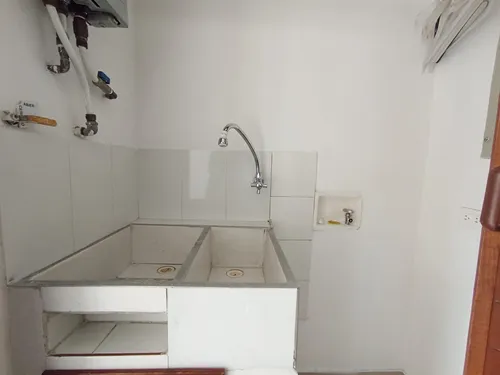 Arriendo Apartaestudio En La Castellana