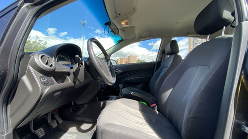 Imagen 12 de 20 de Chevrolet Sail