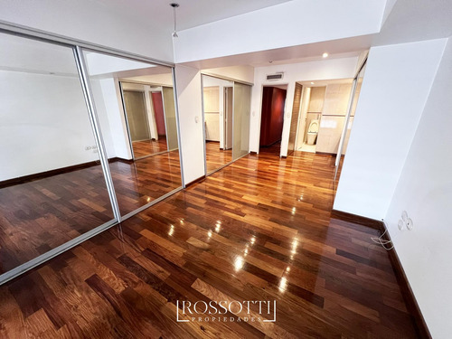 Exc. Piso De 4 Ambientes C/ Balcón Terraza - Gran Patio C/ Quincho - 4 Cocheras - Baulera
