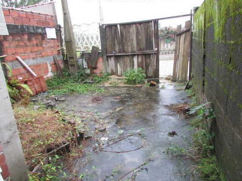 Imagem 5 de 13 de Casa Semi Acabada Em Mongaguá - 1072
