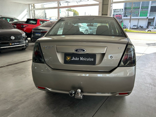 Ford Fiesta 1.6 MPI SEDAN 8V FLEX 4P MANUAL