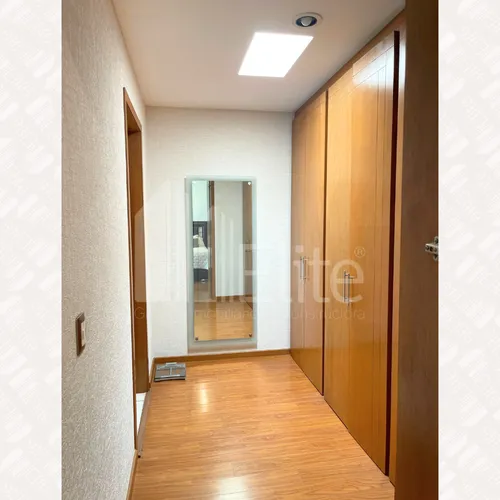 Casa En Venta Con Amplio Jardin En Cumbres Del Lago
