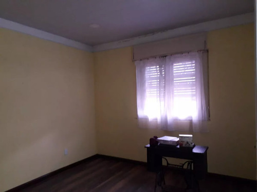  Vendo Casa De 3 Dormitorios En Zona Reducto.