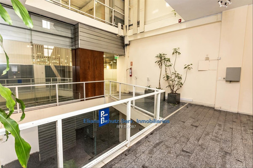 Alquiler Oficina En Edificio Corporativo Ciudad Vieja