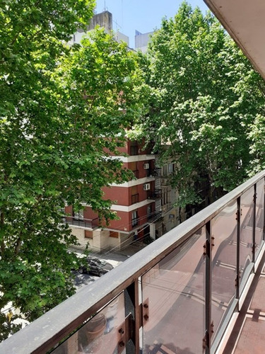 Imagen 1 de 16 de Sucre 2200 - Piso De 4 Ambientes Con Dependencia Al Frente Con Balcón - Bajas Expensas