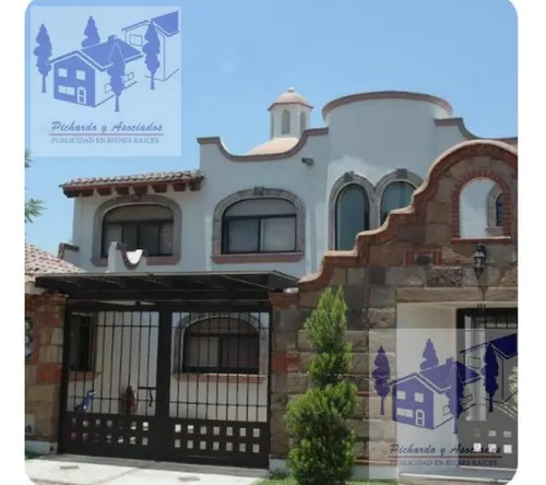 Casa En Venta En Lomas De Azingo, Cuernavaca Morelos.