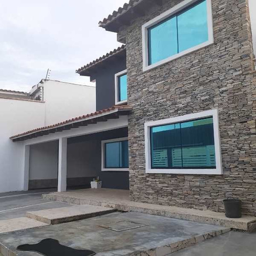 Se Vende Casa En Valencia, Urb. Prebo. Y.l.