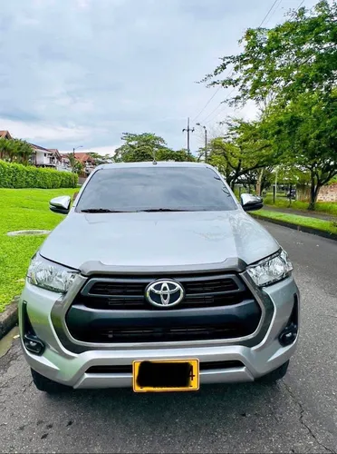 Toyota Hilux 2.4 Diésel 4X4