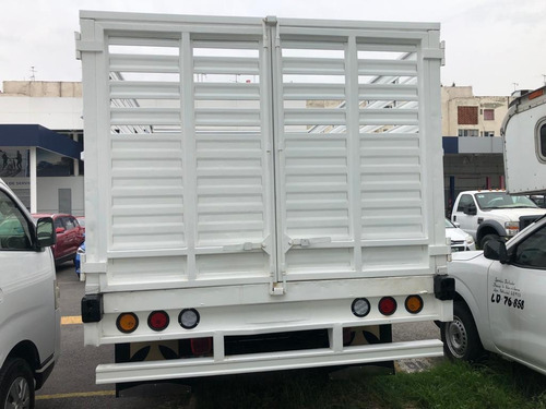 Imagen 6 de 10 de Dodge Ram 4000 5.7 Chasis Cabina