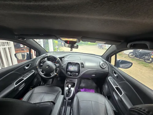 Renault Captur 2.0 Bose