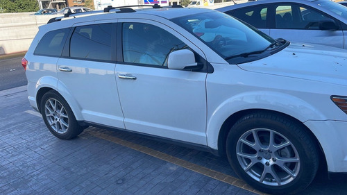 Imagen 2 de 13 de Dodge Journey 2013