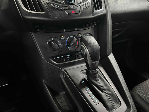 Ford Focus 1.6 S 16V FLEX 4P POWERSHIFT