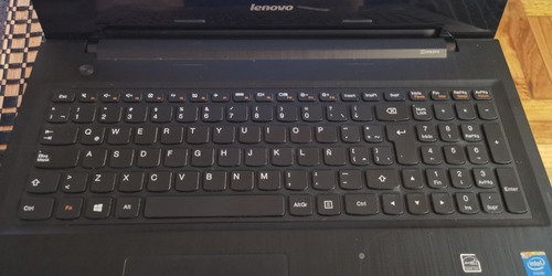 Imagen 6 de 6 de Notebook Lenovo G50 30 15.6 4gb 1tb Y Teclado Y Mou Logitech
