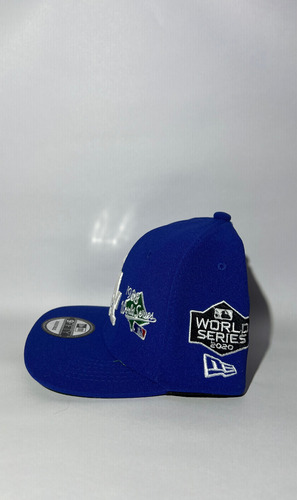 Gorra La Newera Cerrada 9fifty (azul)(diseño) Azul 7 1/4 Lisa