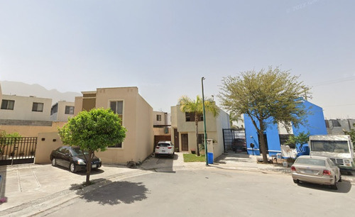 Casa En Recuperacion En Col. Las Lomas Nl Sh05