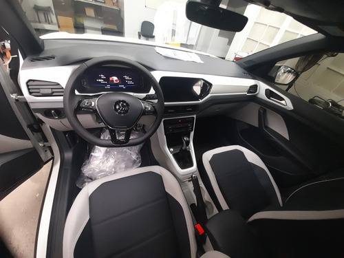 Imagen 14 de 15 de Volkswagen T-cross 2022 1.0 200 Tsi Highline Aut