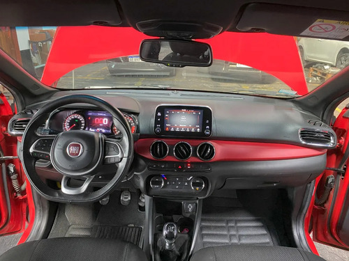 Fiat Argo 1.8 Hgt