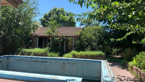 Casa En Venta En Villa Elisa