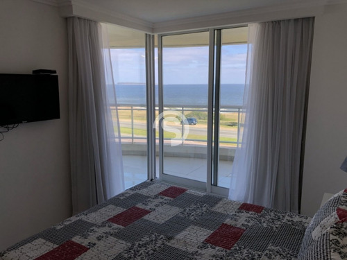 Apartamento Frente Al Mar- Ref: 3009