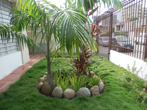 Dennymar, Alquila Casa Con Fines Comerciales, Ubicada Al Este De La Ciudad, Donde Podras Ambientar Y Adecuar A Tu Requerimiento 300mts2 Para Tu Empresa O Negocio, Contactame B5aa5a4