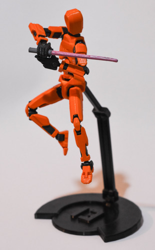 Muñeco Articulado + Armas Maniqui Dummy Figura 15cm Dibujo