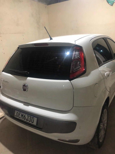 Fiat Punto 1.6 16v Essence Flex Dualogic 5p