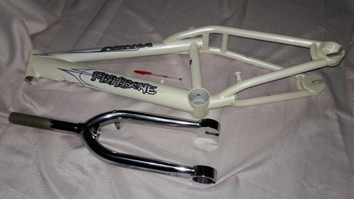 Cuadro Con Tijera Fishbone Ninja. Bmx Midschool. No Gt Dyno. Blanco (Usado)