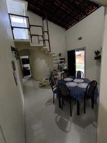 Casa À Venda, Com Área Total De 1.589.468 M2, Com 10 Cômodos