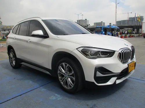 Bmw X1 Sdrive 18i 4x2 1500cc At Aa