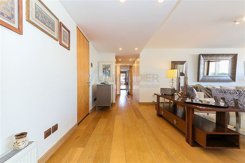 Departamento En Venta De 2 Dorm. En Las Condes