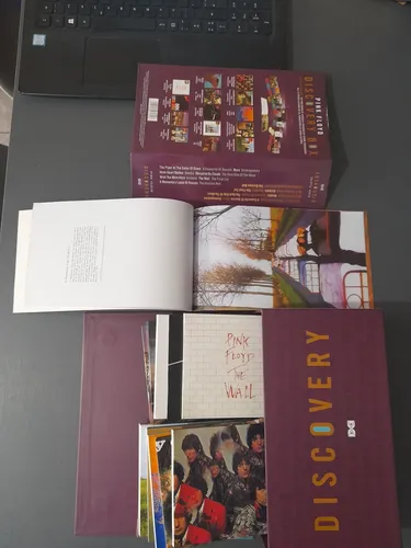 可愛いクリスマスツリーやギフトが！ - Floyd Pink Discovery MercadoLivre | Cds 14 Boxset K-POP・アジア