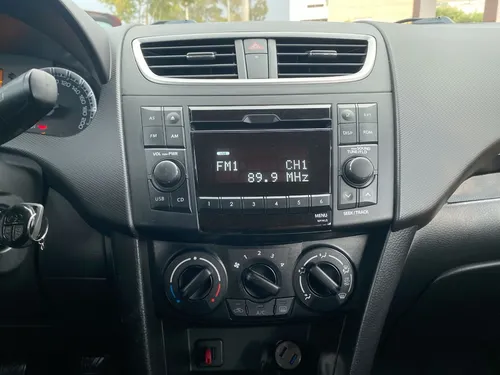 Suzuki Swift 1.2L LIVE MT