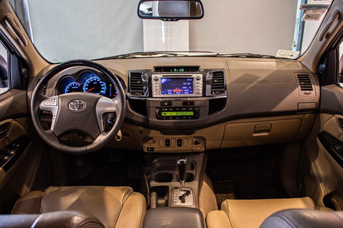 Imagen 11 de 15 de Toyota Sw4 Srv 4x2 2.7n At 197.000km 2013 Blanco