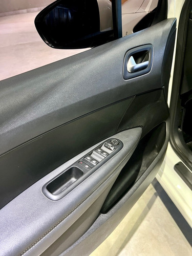 Peugeot 308 1.6 Feline Hdi 115cv