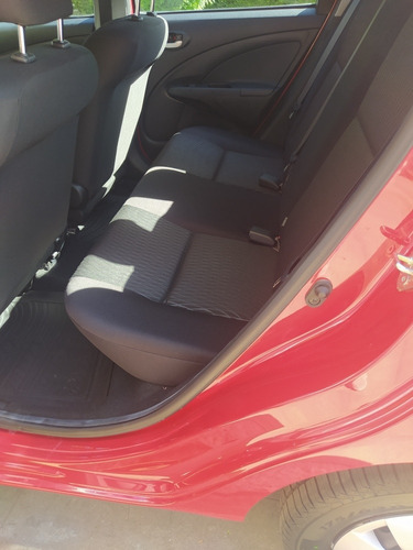 Imagen 11 de 12 de Toyota Etios 2021 1.5 Sedan X