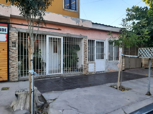 Alquiler Casa En Gutierrez - Departamento Maipu