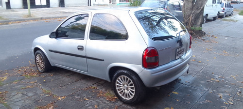 Chevrolet Corsa 1.6 Gl 3 puertas