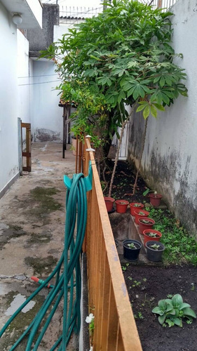 Imagem 14 de 15 de Excelente Casa Na Guilhermina!!! - 318
