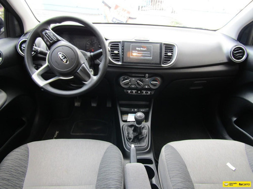Kia Soluto 1400