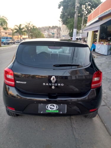 Imagem 11 de 15 de Renault Sandero 2017 1.0 16v Expression Hi-flex 5p
