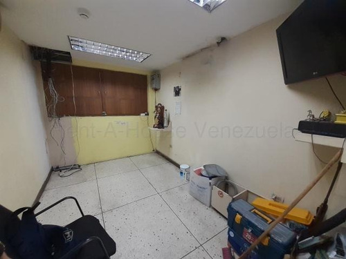 Imagen 15 de 30 de Galpones-depositos En Venta } Barquisiimeto /04245565759