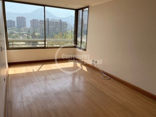 Departamento En Venta De 4 Dorm. En Las Condes Los Militares