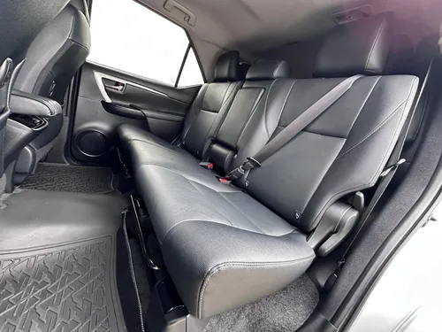 Toyota Fortuner Srv 2.4 Turbo Diesel Automatica 2022