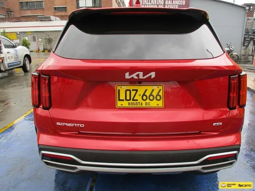 Kia Sorento ZENITH 4X4 3500CC AT AA