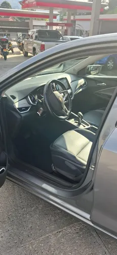 Chevrolet Onix 1.0T Premier Hatch At