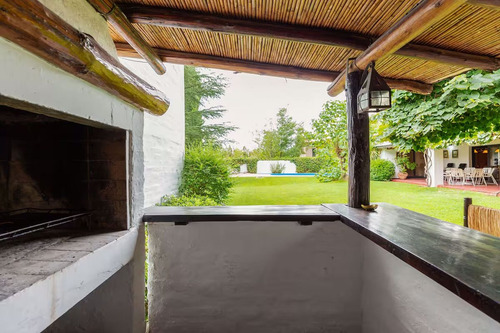 Casa En Venta En El Huerto - La Puntilla